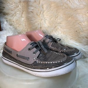 Sperry Bahama pewter sequined boat top sider 6 M
